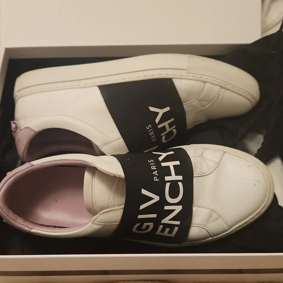 Givenchy sneakers - Picture 2 of 6